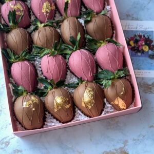 Alternative view of J’adore